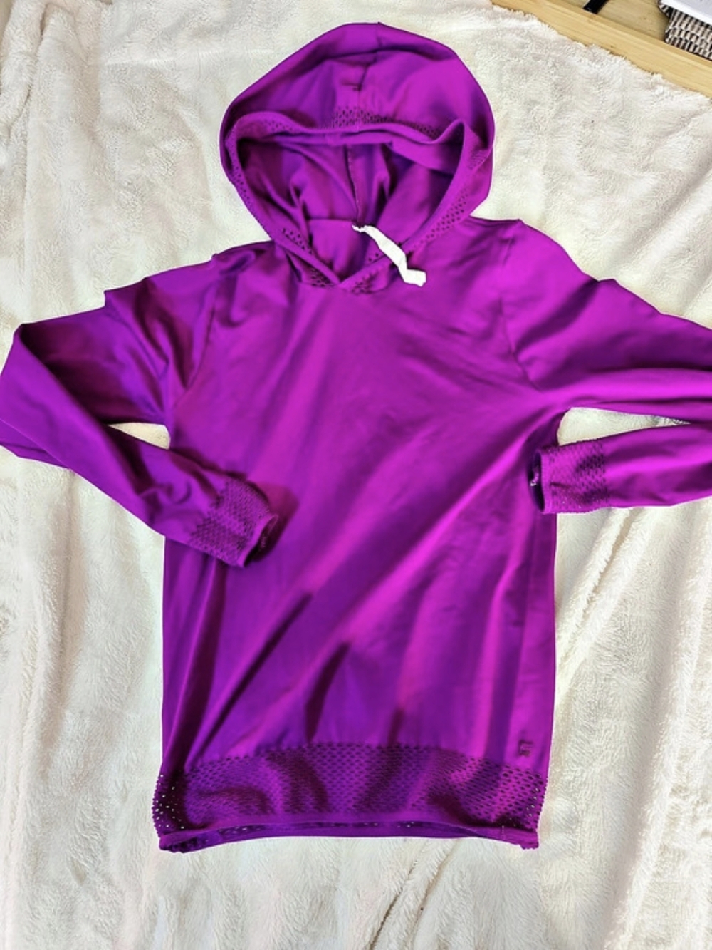 Fabletics | Megan Pullover - Picture 4 of 7